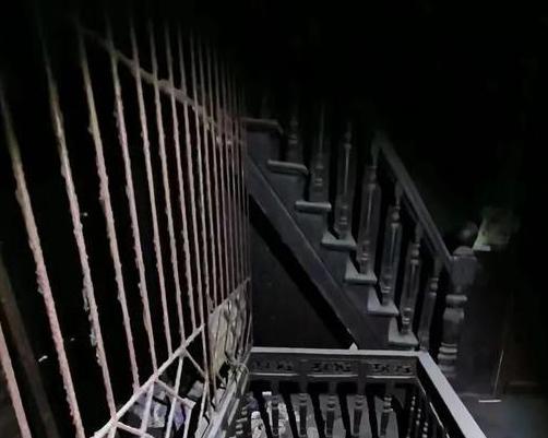本兮的照片突然好恐怖？本兮从未公开的照片超灵异