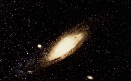 科学家认为暗物质是地球生物大灭绝的“幕后黑手”