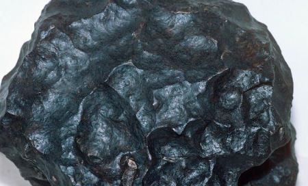 地球或遭外星生物攻击 地球将暗物质覆盖！