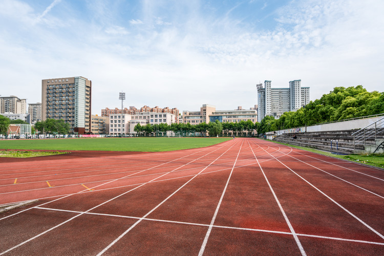 求实高中学费多少钱2025年，求实学校初中学费要多少钱