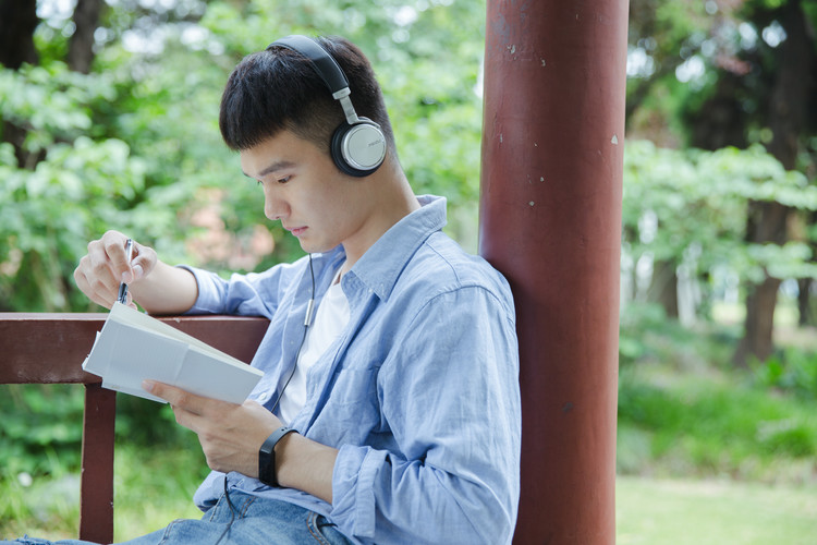 北京市第一七九中学有多少学生在校