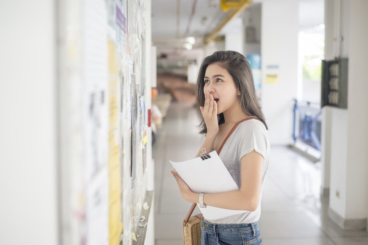 报考广安职业学校