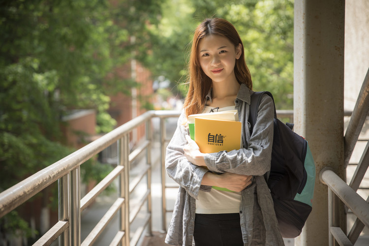 十一团中学学校管理严不严？，十一学校教育集团