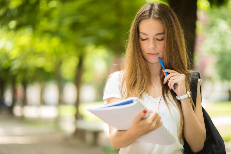 东凤初级中学环境好不好 东凤实验学校