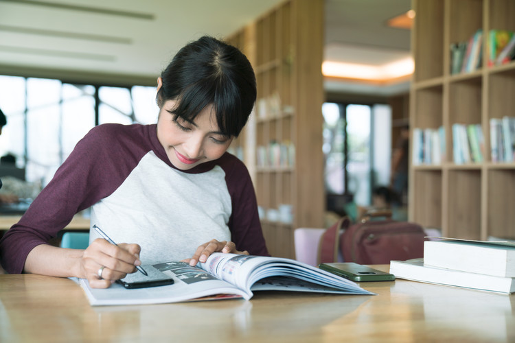 育英中学学费贵不贵，育英中学收费标准