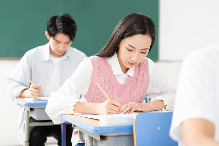 海原县第二中学地址，上学方便吗？ 宁夏中卫市海原县第二中学