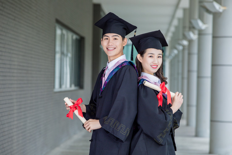 成都中专职业音乐学校_成都音乐类专科学校