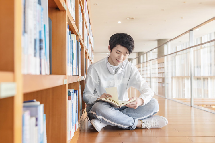 温江区水环境智能监测与保护职高学校