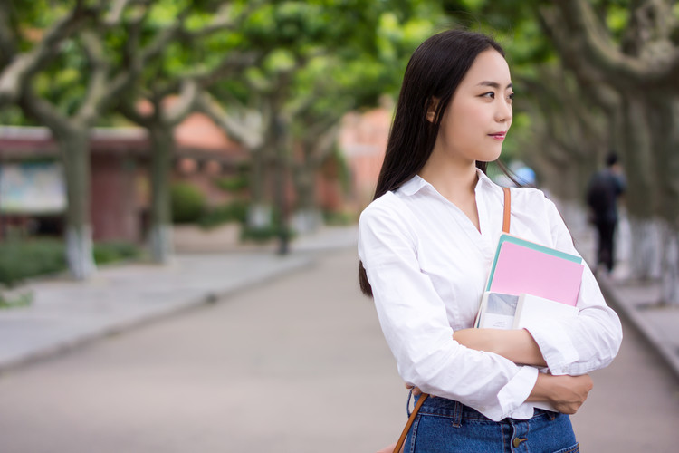 富东学校是重点中学吗？，富东学校是重点中学吗初中