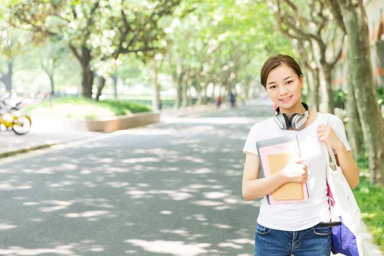 南昌市运输职业学校