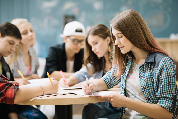 成都护理专业相关学校