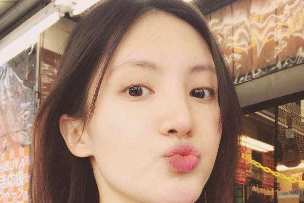 三任男友都是大帅哥，金晨这种类女生为什么很讨男生喜欢？