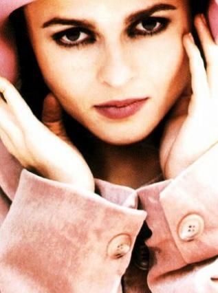 海伦娜·邦汉·卡特