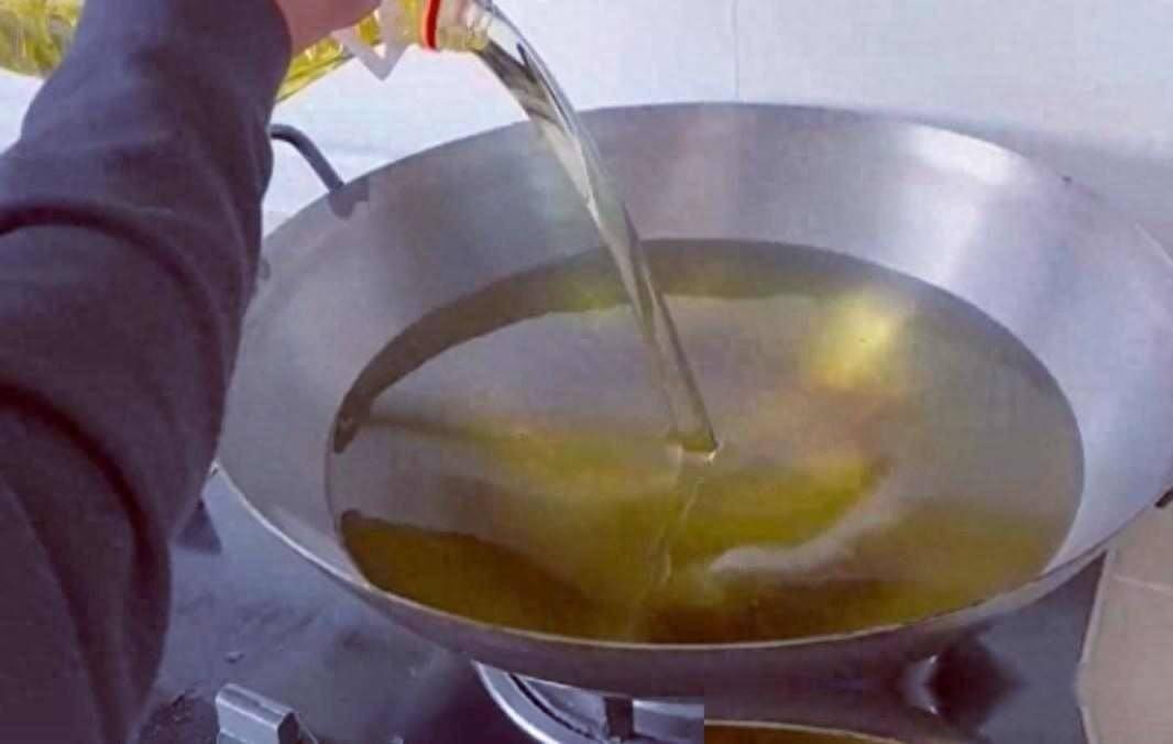 同样是节肢动物，为什么人类只喜欢吃虾，却几乎不吃昆虫？
