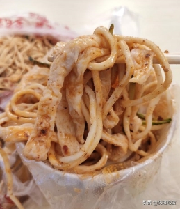 东北饭店炝拌干豆腐：看这炝拌干豆腐14