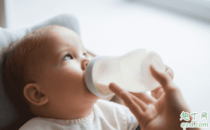 婴儿奶粉不能更换吗 更换奶粉如何过渡 4