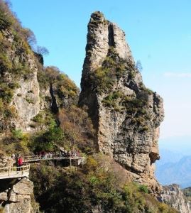 白石山景区旅游攻略和路线