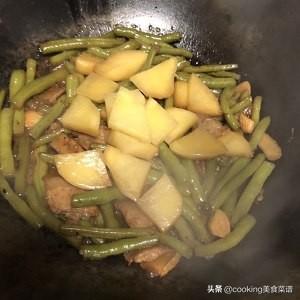 土豆豆角五花肉的做法家常菜（下饭的素菜菜谱）(12)