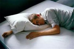 裸睡可以提高性功能吗 裸睡对男性的好处