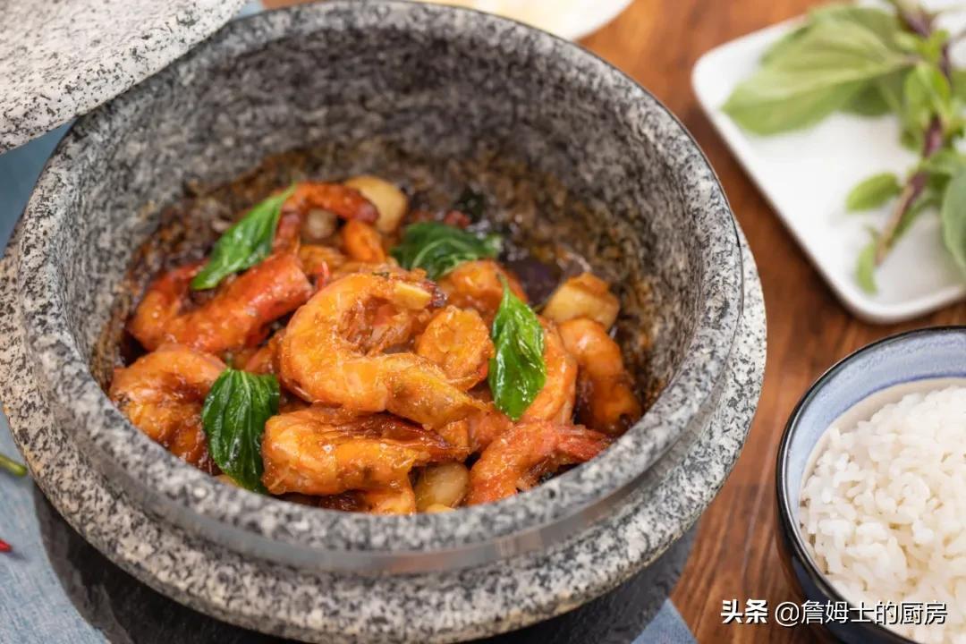 全国最诱人的15种过年美食，你的家乡上榜了没？