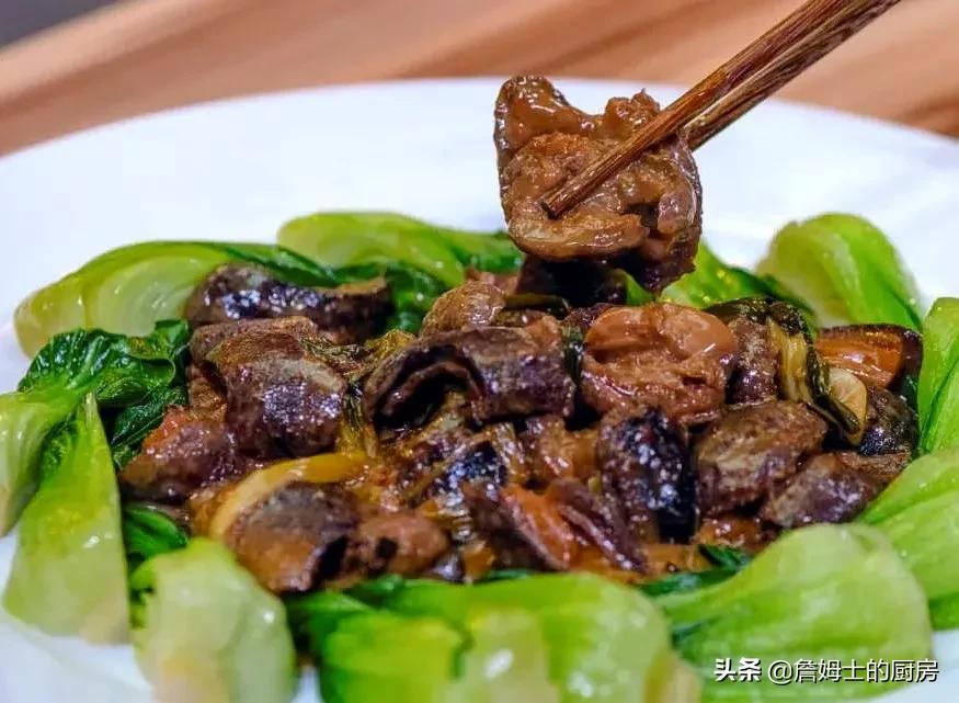 全国最诱人的15种过年美食，你的家乡上榜了没？