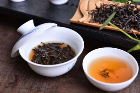 黑茶是煮还是泡好 黑茶是不是年份越久越好