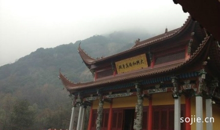 长沙湖南开福寺、承德普宁寺……细数那些香火旺盛的旅游景点