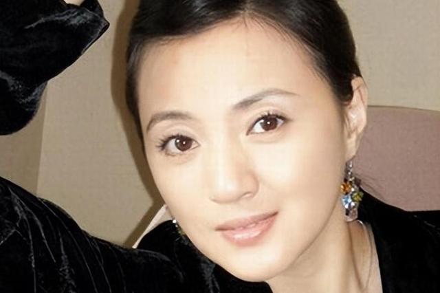 予望：从5登春晚到沦落精神病院，演员金玉婷的现状，印证了郭德纲的话